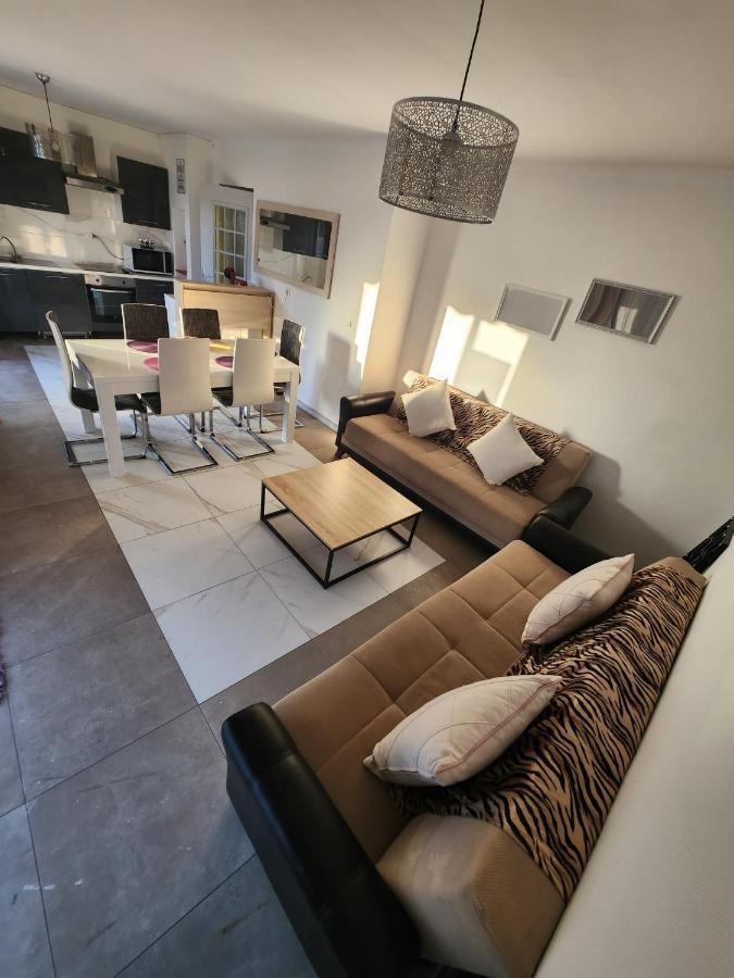 Flat Apartment Genay  Exterior photo